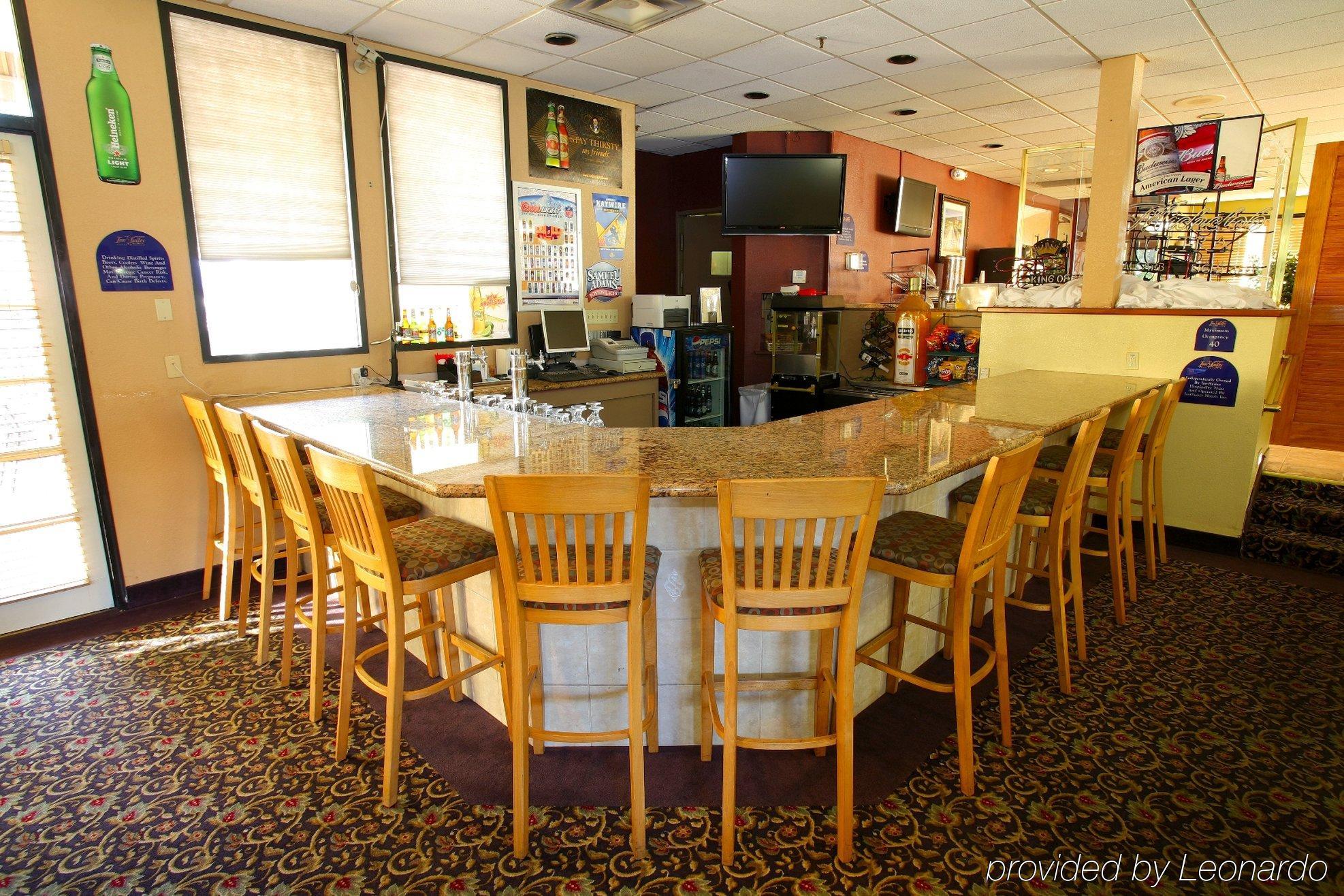 Hotel D'Lins Ontario Airport Restaurant billede